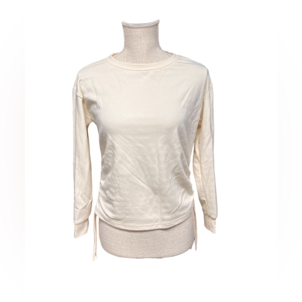 Kendall & Kylie sweatshirt‎